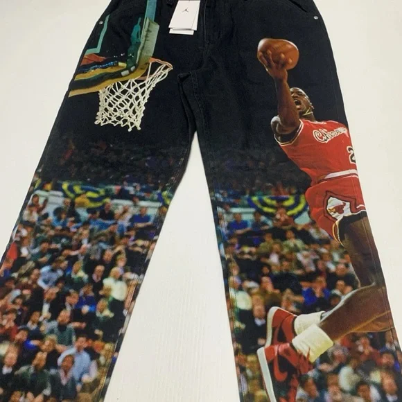 Nike Jordan Black and Red Basketball Print Men's Jeans.Men’s Size 30 Medium